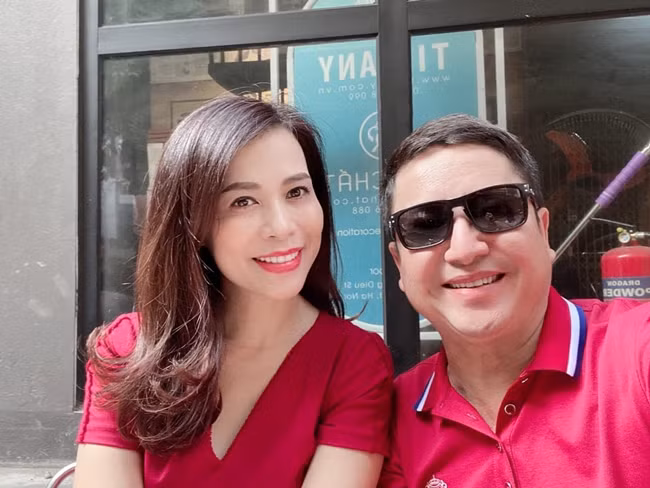 Theo Công lý &amp; Xã hội, dù đã ra mắt gia đình nhưng Chí Trung cho biết cả hai chưa tính đến chuyện kết hôn.