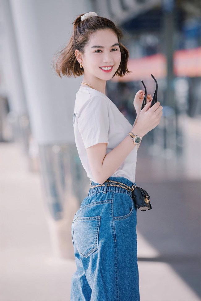 Đây cũng là chiếc đồng hồ được cô diện trong nhiều dịp khác nhau.