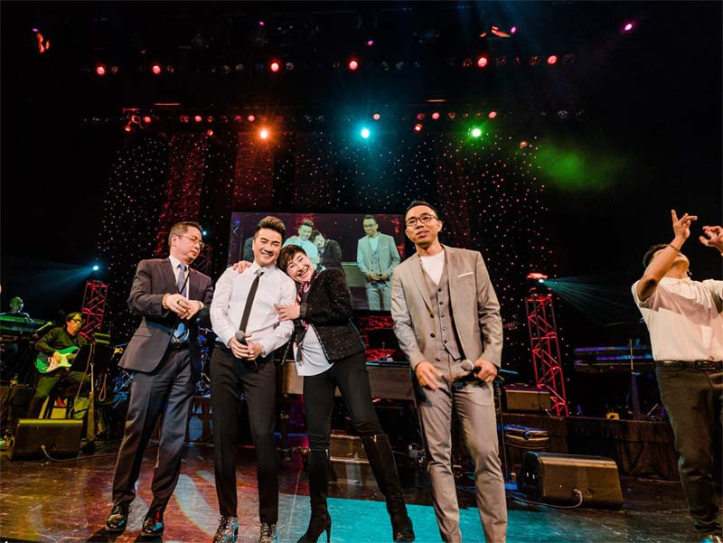 Thậm chí nam ca sĩ sinh năm 1971 còn từng khẳng định với truyền thông: “Tôi sẽ không cưới ai ngoài Mỹ Tâm”.