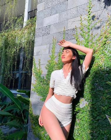 Đăng ký tham gia cuộc thi nhan sắc, mỹ nhân 27 tuổi không mấy bận tâm đến những xì xào quanh chuyện tình ồn ào đã qua.