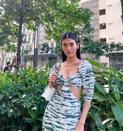 Mỹ nhân họ Cổ sở hữu 3 vòng lần lượt là 84-62-94 cùng chiều cao 1m70.