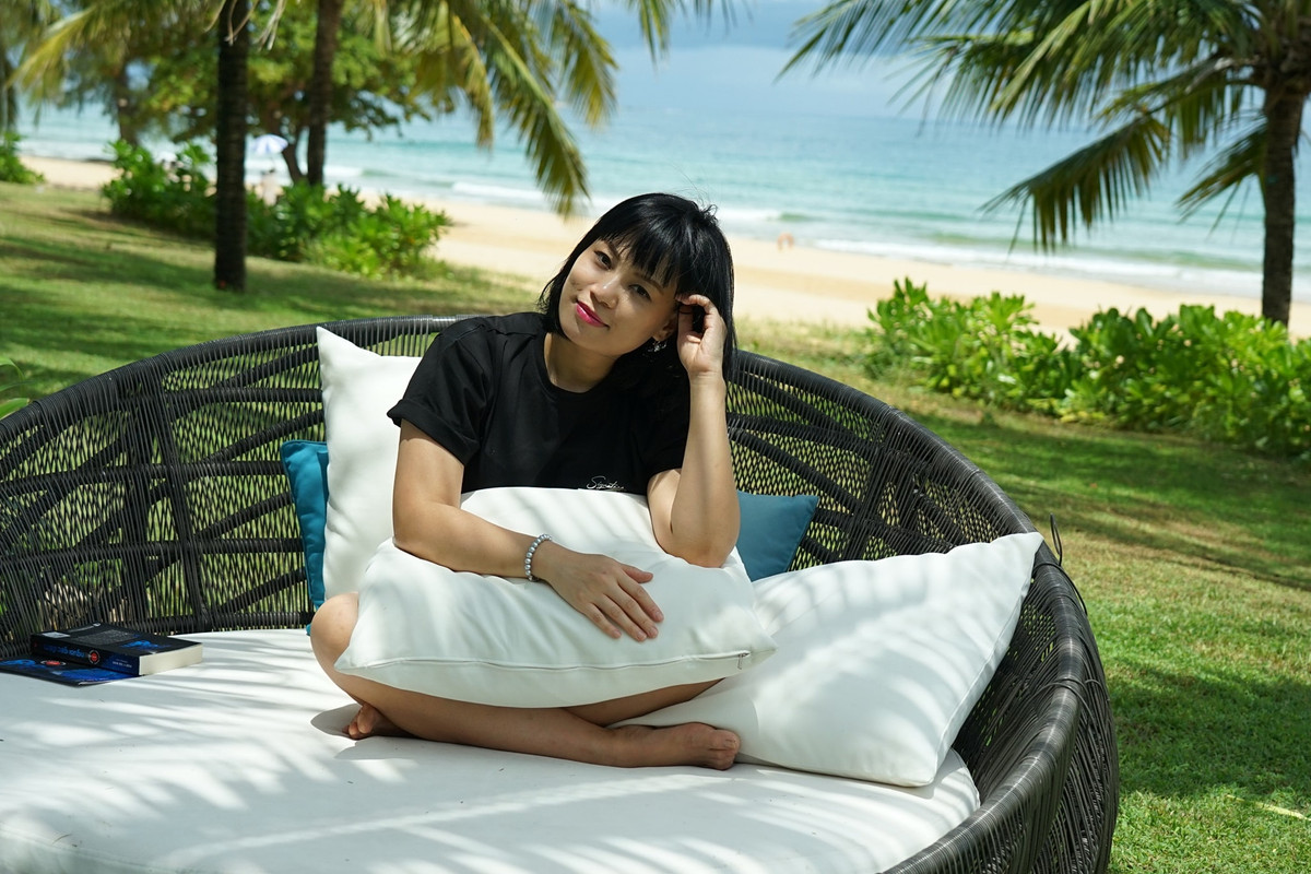 Hiện tại, ngoài thời gian chăm sóc chồng con, bà xã của NSƯT Xuân Bắc còn bán hàng online.