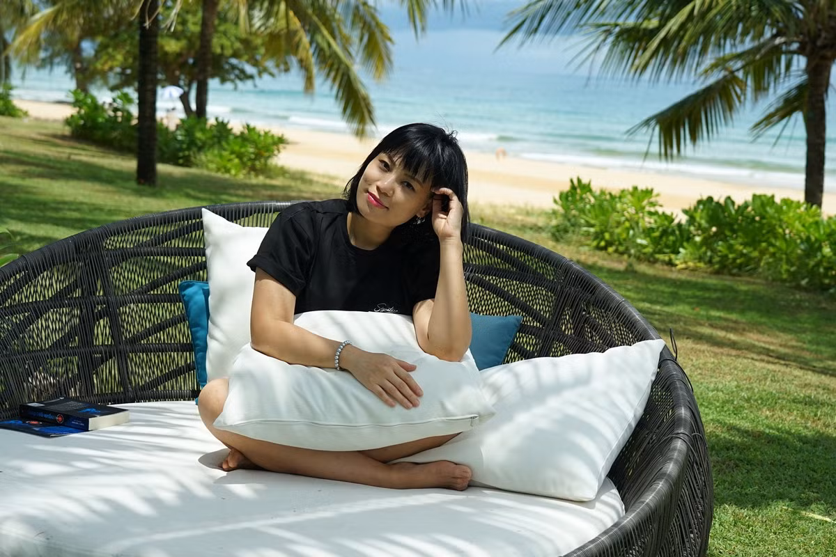 Hiện tại, ngoài thời gian chăm sóc chồng con, bà xã của NSƯT Xuân Bắc còn bán hàng online.