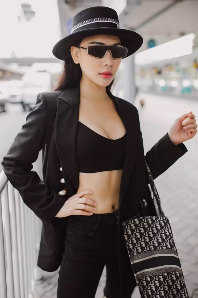 Nhìn body chuẩn đét của Quỳnh Thư hiện tại không ai ngờ cách đây vài năm cô từng phải nỗ lực giảm tới 10kg.