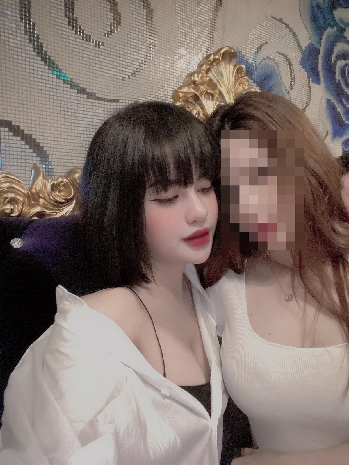 Màn "lột xác" ngoạn mục khiến Hương Trần nhận được cơn mưa lời khen về nhan sắc "gái một con trông mòn con mắt".