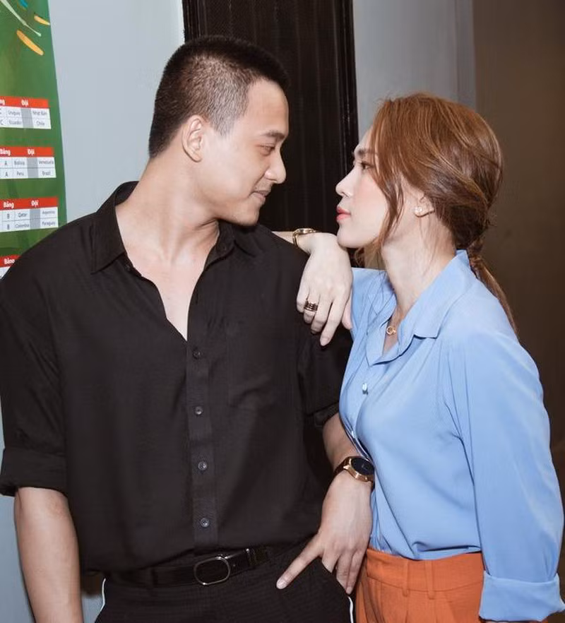 Hiện chuyện tình cảm của Mỹ Tâm nhận được nhiều sự quan tâm của công chúng.