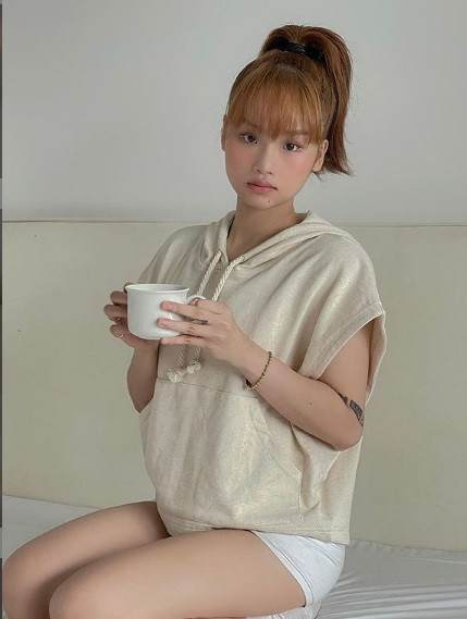 Từng ngược đãi bản thân, thậm chí ăn uống và tập luyện sai cách khiến nữ ca sĩ bị ảnh hưởng đến sức khỏe.