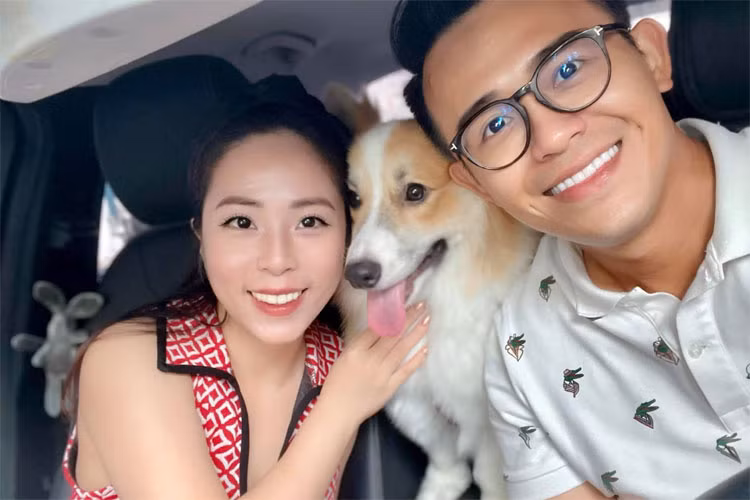 Vợ MC Đức Bảo là Bùi Phương Thảo, sinh năm 1992 đang làm BTV của Đài truyền hình Quốc hội.