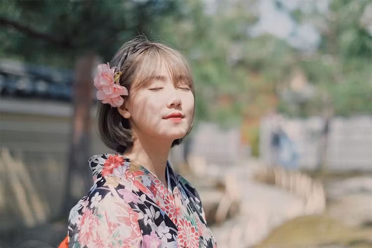 Trịnh Phương sinh năm 1991, từng là hot girl.