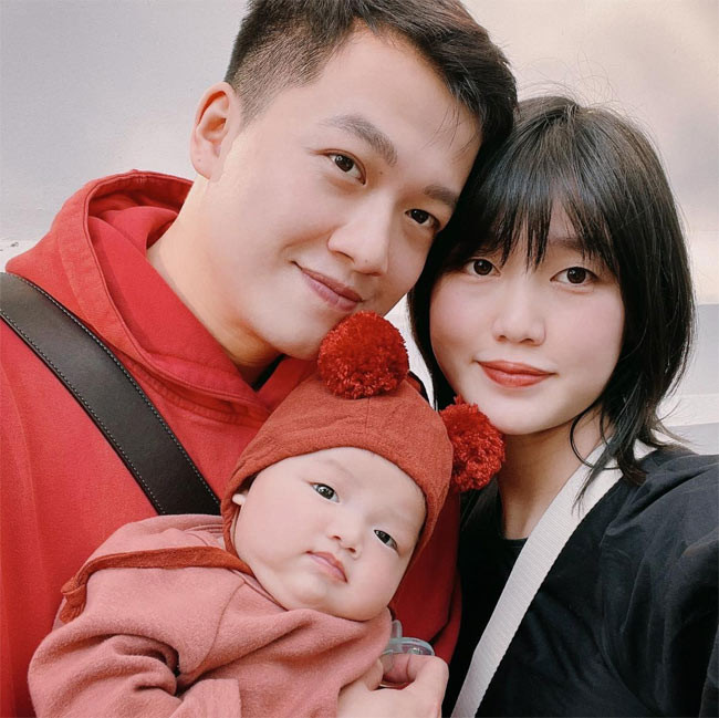 Vợ Trần Ngọc là nhiếp ảnh gia Trịnh Phương. Trịnh Phương sở hữu vẻ ngoài xinh xắn và rất cá tính.