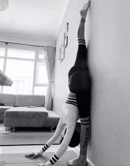 Thường xuyên luyện tập giúp bà mẹ một con duy trì được vóc dáng vạn người mê.