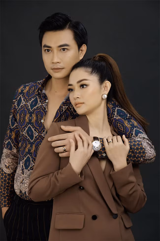 Vợ Tiến Lộc không hoạt động nghệ thuật mà kinh doanh.