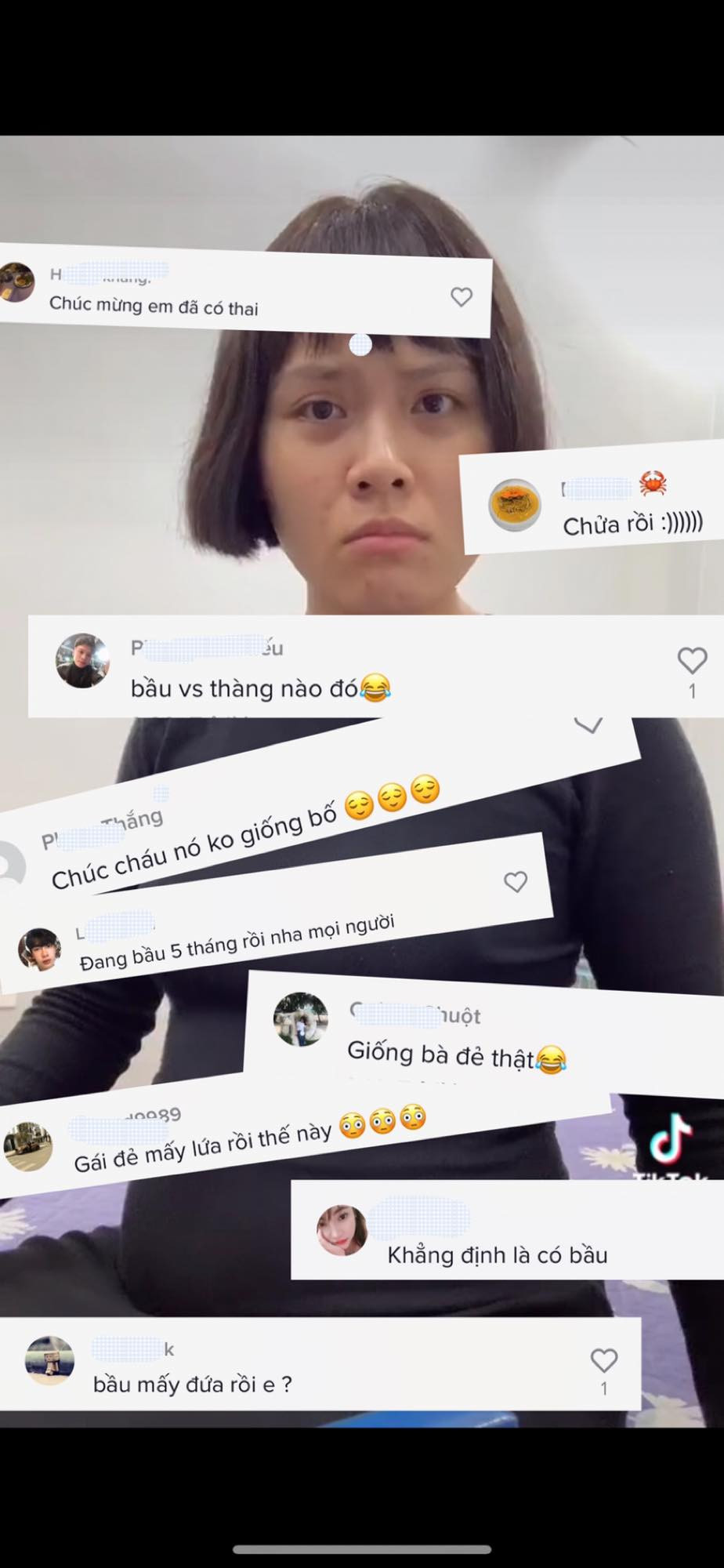 Bản thân Ánh Tuyết khi chấp nhận tăng 8kg, làm xấu mình để hóa thân vào nhân vật, cô cũng từng trở thành nạn nhân của body shaming (kỳ thị ngoại hình).