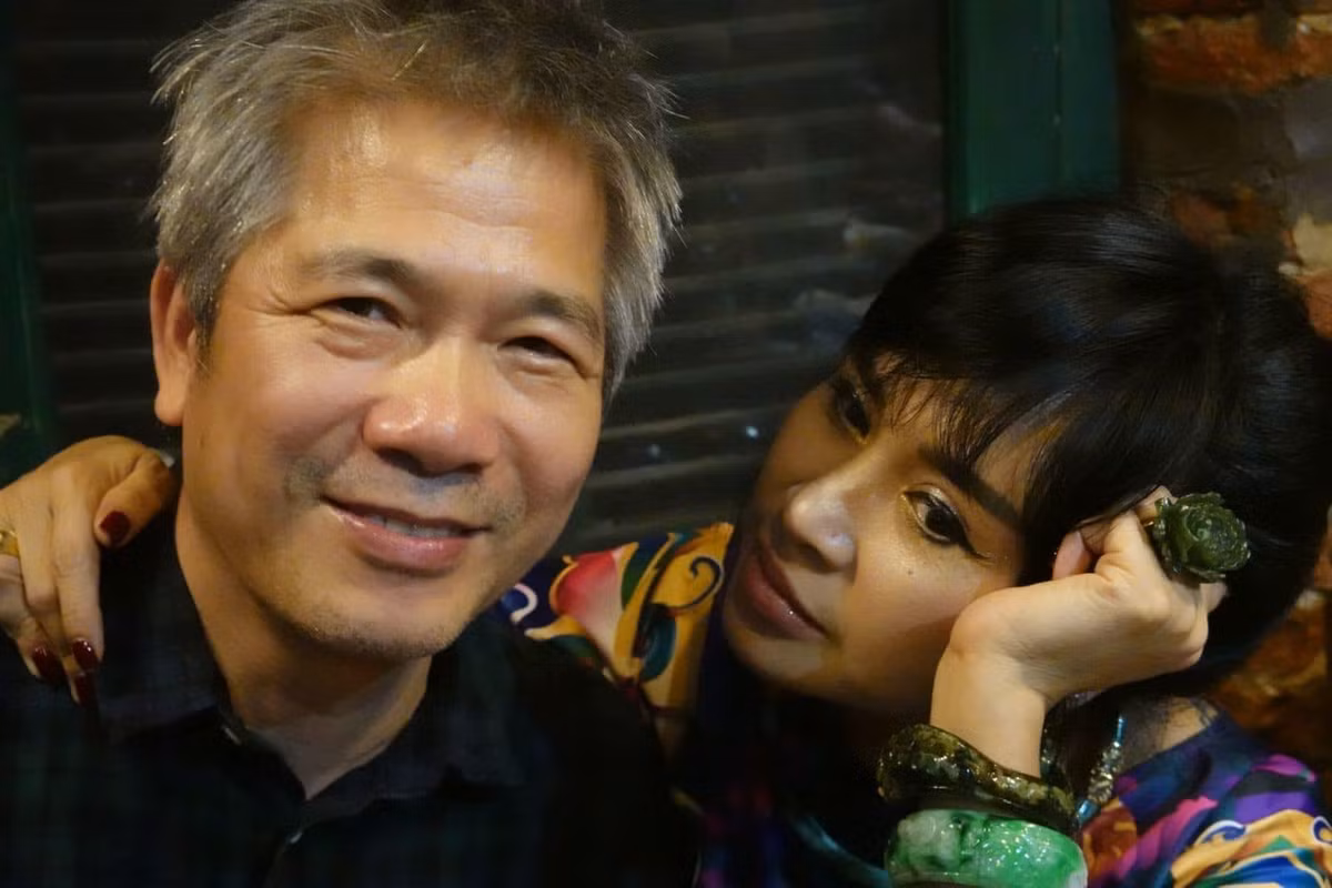 Trên Vietnamnet, Thanh Lam chia sẻ với chị của hiện tại tình yêu đôi khi chỉ là cách âm thầm dâng hiến cho nhau vô điều kiện.