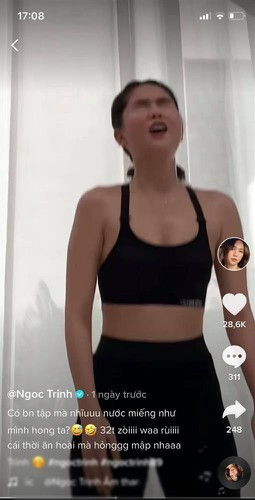 Cách đây chưa lâu, "nữ hoàng nội y" cũng thừa nhận có phần buông lỏng bản thân, ăn uống thoải mái hơn nên dẫn đến việc tăng cân. Người đẹp đánh mất vòng eo 56 cm thành 59 cm.