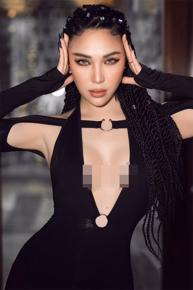 Sau thời gian im hơi lặng tiếng trên mạng xã hội vì tin đồn là nguyên nhân gây ra rạn nứt trong hôn nhân của vợ chồng Diệp Lâm Anh, người mẫu Quỳnh Thư lại xuất hiện trở lại với hình ảnh quyến rũ.