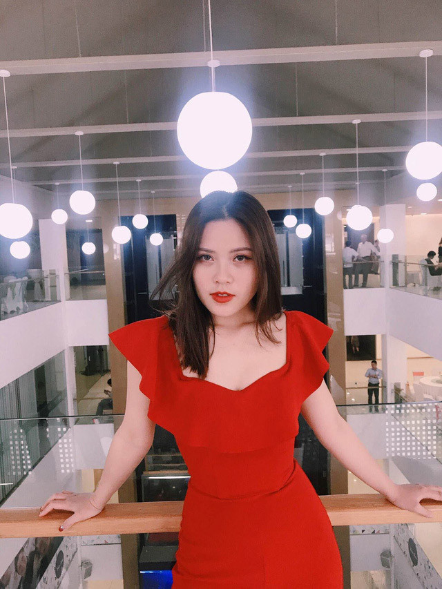 Ánh Tuyết ngoài đời là một cô gái năng động và xinh đẹp.