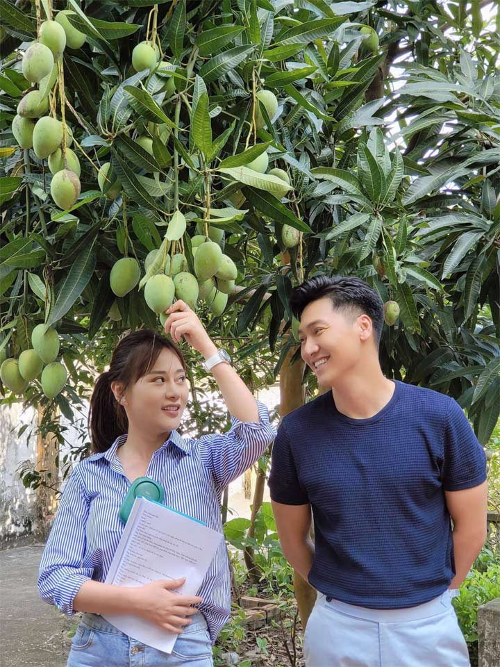 Hết tập 71 “Hương vị tình thân” sẽ hết phần 1 chuyển sang phần 2. Ngoại hình của hai nữ diễn viên Phương Oanh và Thu Quỳnh cũng sẽ có thay đổi.