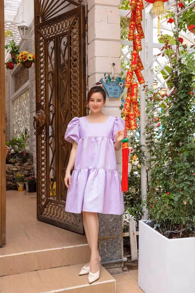 Tháng 9/2018, Vy Oanh còn bán một căn nhà mặt tiền ở quận 1 (TP.HCM) có giá trị lên đến 40 tỷ đồng.