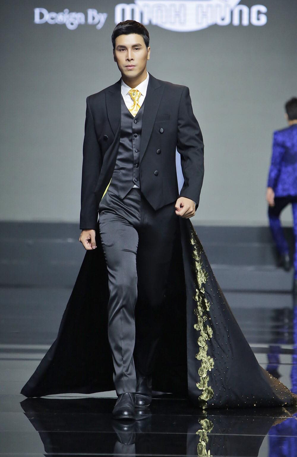 Không chỉ gây ấn tượng với hành động nhiệt huyết của mình, Hoàng Phi Kha còn thu hút với ngoại hình ấn tượng.