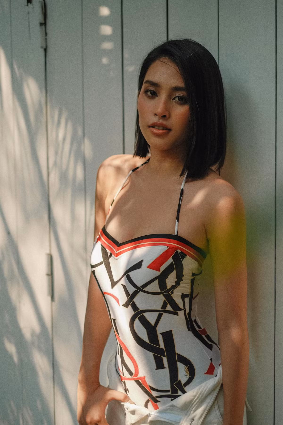 Thời điểm đăng quang Hoa hậu Việt Nam 2018, Tiểu Vy sở hữu vẻ đẹp ngây thơ và còn khá nhút nhát.