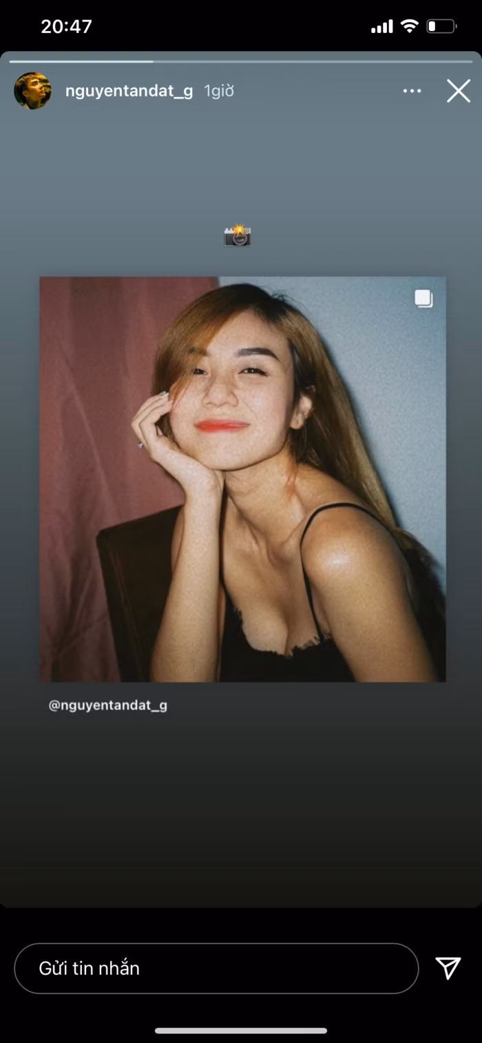 Về phía Đạt G, nam ca sĩ đồng loạt cập nhật ảnh của Cindy Lư trên bảng tin Facebook và trang Instagram.