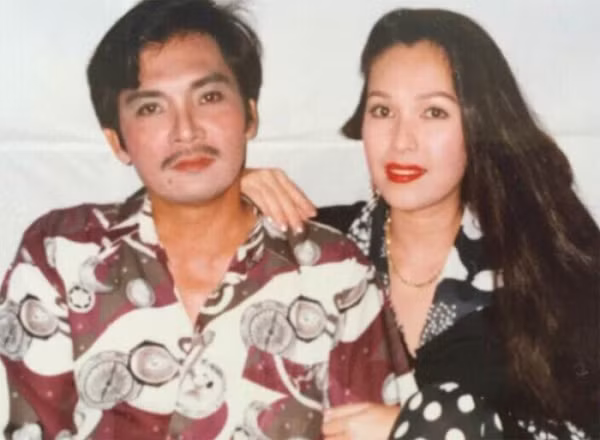 Doi trang hoa va hanh phuc muon cua nghe si Thuong Tin-Hinh-5