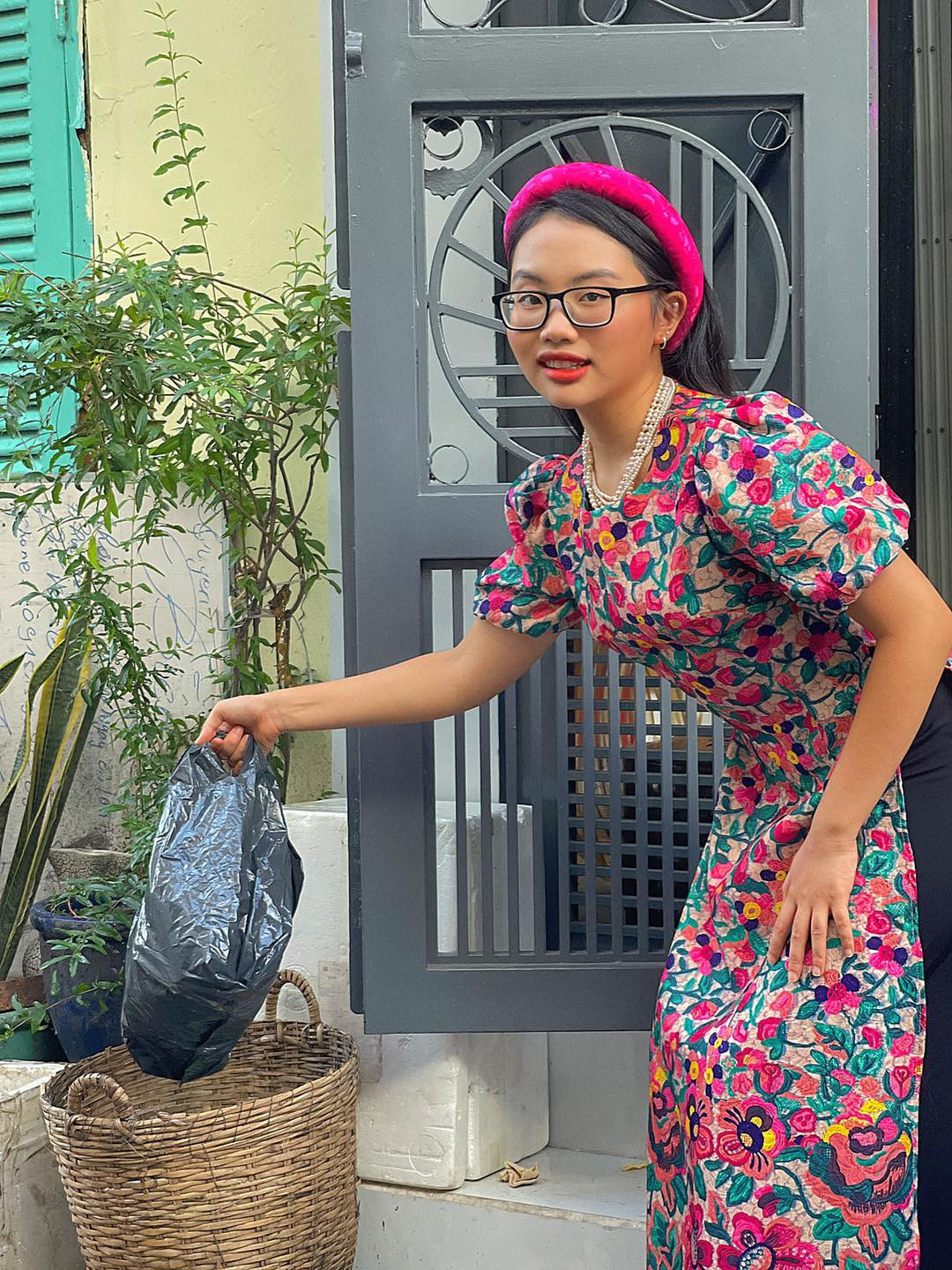 Hình ảnh đời thường như đi diễn của Phương Mỹ Chi.