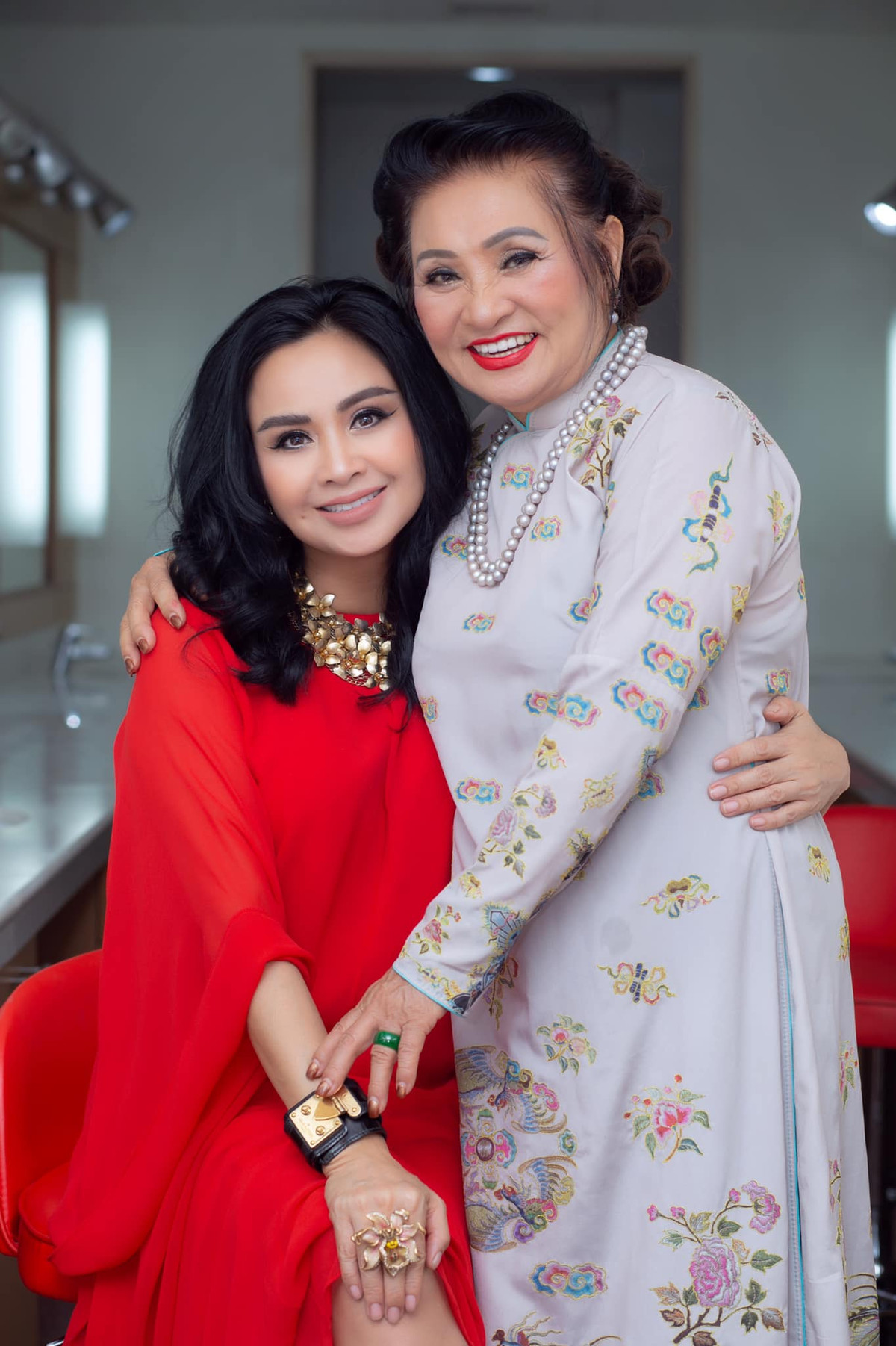 Thanh Lam được thừa hưởng nét đẹp rạng rỡ từ mẹ.