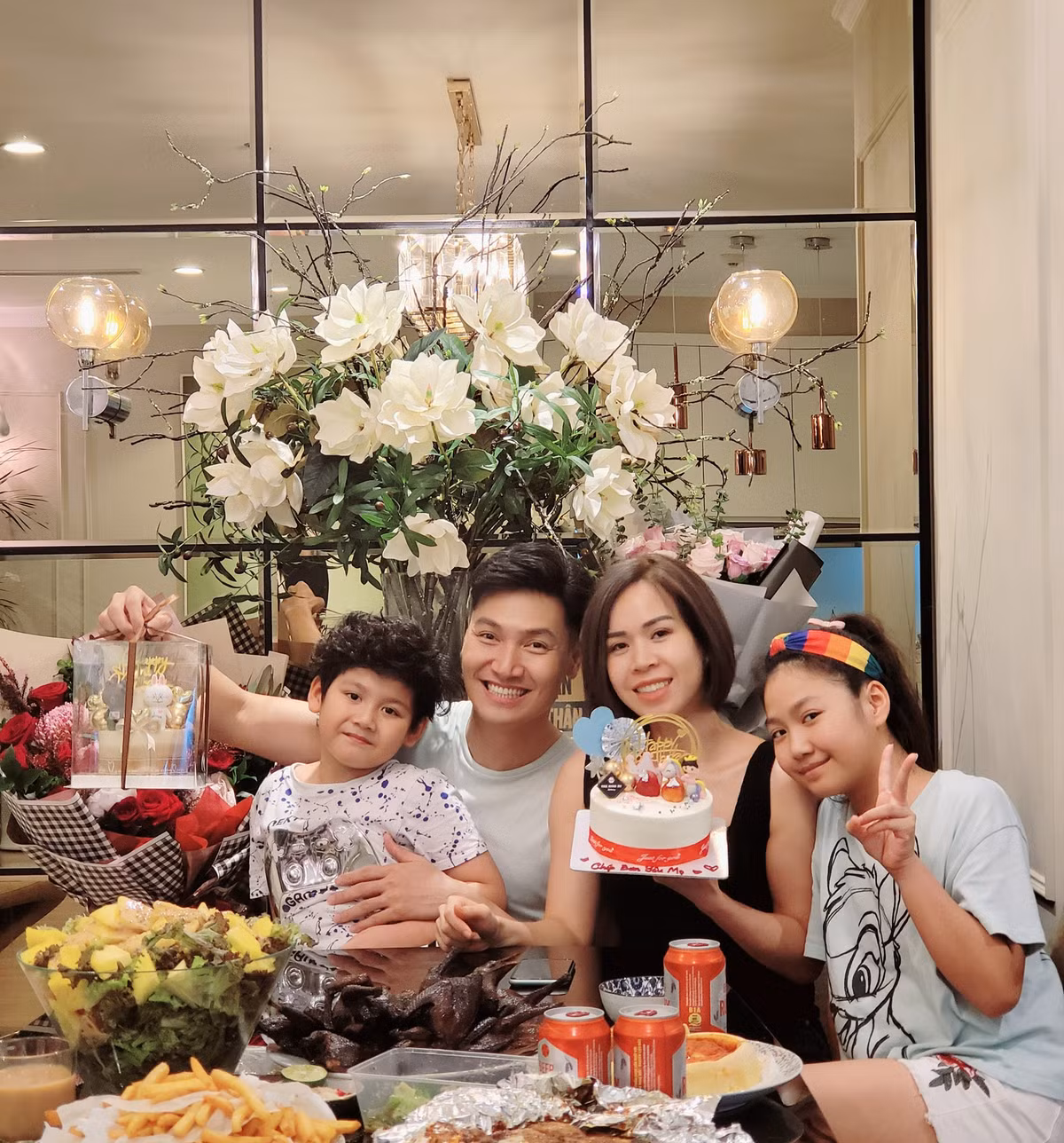 Lay chong noi tieng, vo Manh Truong, Hong Dang giu hanh phuc ra sao?-Hinh-4