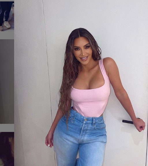 Năm ngoái, Kim đã bán 20% cổ phần ở KKW Beauty cho người khổng lồ trong lĩnh vực làm đẹp Coty với giá 200 triệu USD.