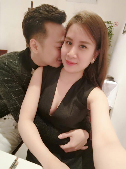 Theo Ngọc Hương, dù là nữ nhưng cô lại là người khô khan, không hay nói lời ngọt ngào bằng chồng.