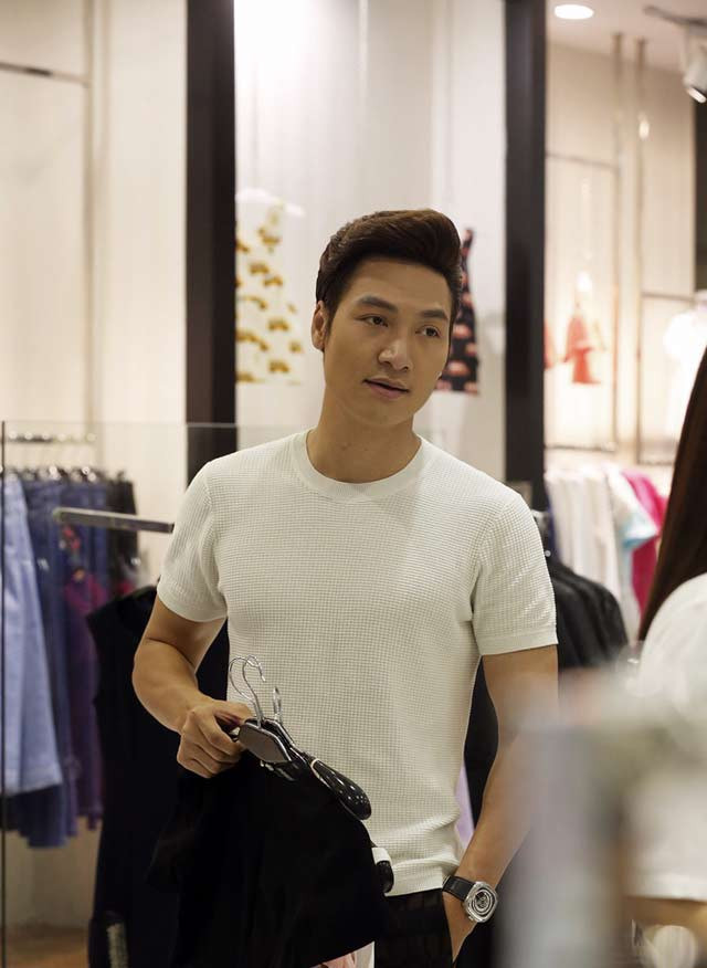 Diễn viên Mạnh Trường được khen đẹp trai như soái ca khi vào vai Phong trong phim "Tuổi thanh xuân 2" đóng năm 2016. (Ảnh: VTV)