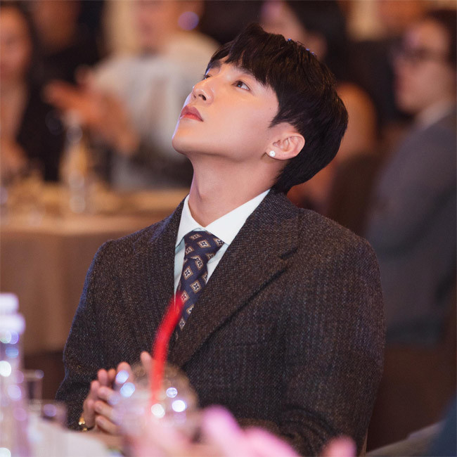 Năm 2018, Sơn Tùng M-TP lọt vào danh sách 30 gương mặt dưới 30 tuổi nổi bật nhất của Việt Nam năm 2018 (Forbes Vietnam 30 Under 30), lĩnh vực Nghệ thuật - Sáng tạo.