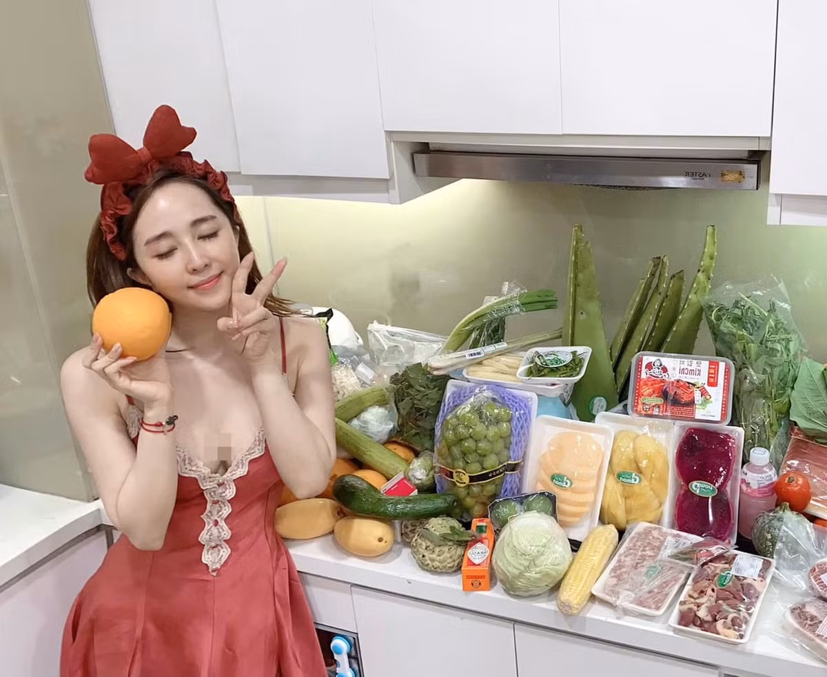 My nhan Viet khoe vong mot “ngon ngon” voi do ngu