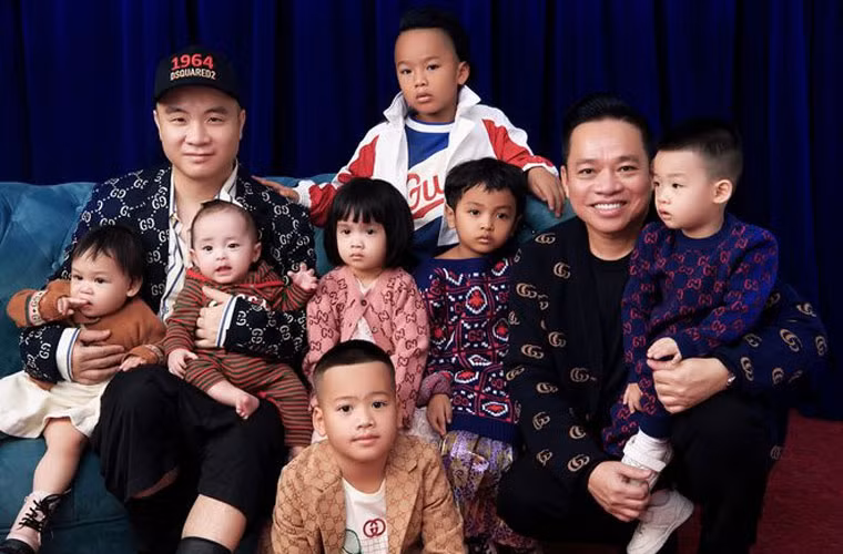 Thậm chí, Đỗ Mạnh Cường còn đặt những thiết kế mới nhất của Gucci cho các con. (Ảnh: Milor Trần)