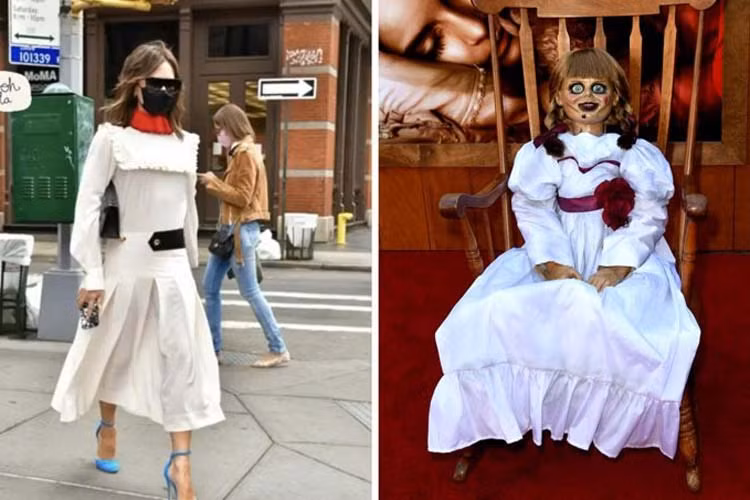 Mới đây nhất, khi Victoria Beckham mặc chiếc váy trắng, xuất hiện trên đường phố New York hôm 5/8, nhiều người đã so sánh cô với búp bê ma Annabelle trong phim kinh dị cùng tên vì thấy trang phục tương đồng. (Ảnh: GCimage)