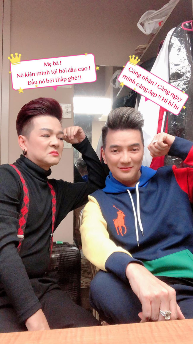 Mr Đàm còn đưa ra hình phạt cho Vũ Hà: “Cắt tóc hoặc tạm giam cho đến khi khóc thét, giãy giụa và tóc có dấu hiệu xẹp bớt thì được phóng thích. Chúng tôi sẽ tổ chức họp báo về chuyện này, sau đó sẽ chính thức khởi kiện, không thương lượng".