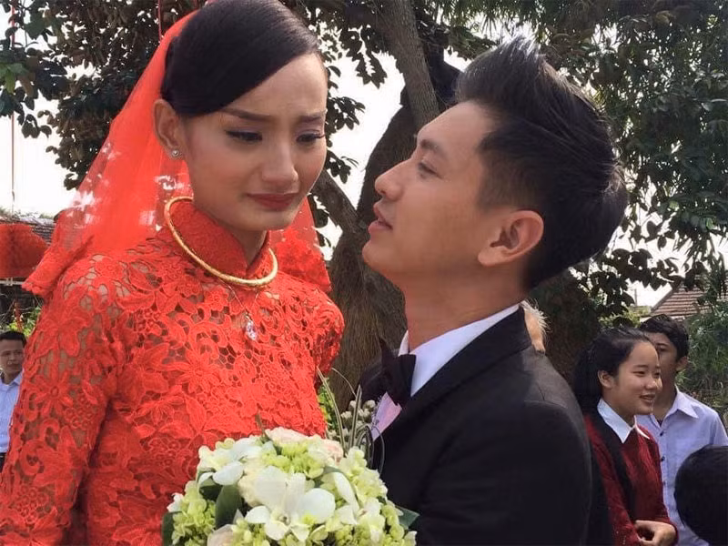 Năm 2015 Lê Thuý kết hôn với nam diễn viên Đỗ An. (Ảnh: FBNV)