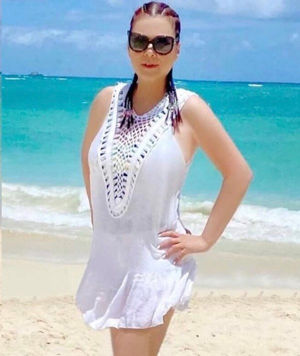 Cách ăn vận, kiểu tóc giúp Phương Loan trẻ hơn so với tuổi thực hàng chục tuổi.