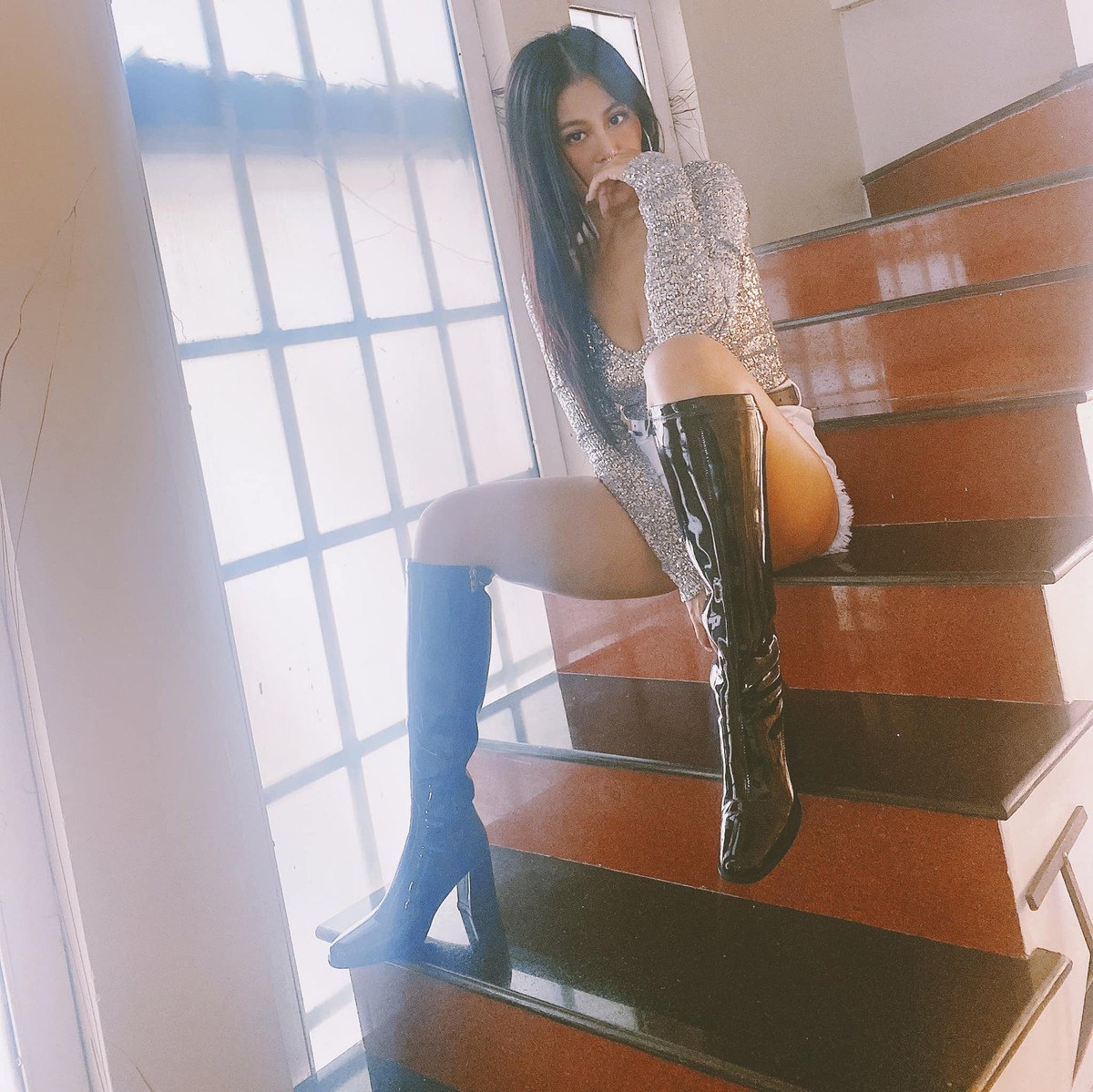 Dù theo đuổi phong cách sexy nhưng mỹ nhân họ Trần luôn biết giới hạn để không quá hở hang, phản cảm.