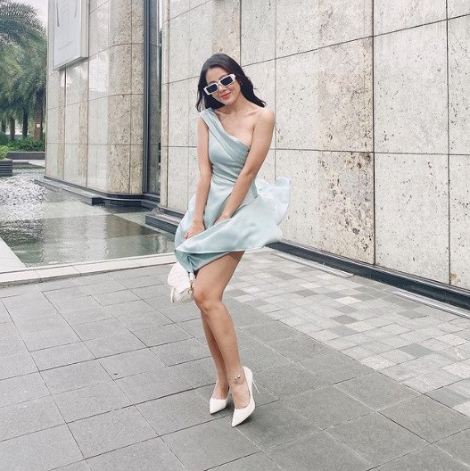 Nữ diễn viên sinh năm 1987 cảm thấy bản thân phù hợp với vẻ ngoài gợi cảm, thay vì nữ tính và ngọt ngào.