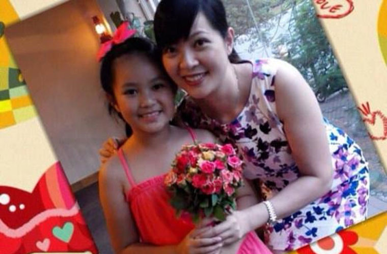 Sau đó, người đẹp xứ Tuyên rút khỏi showbiz và tập trung chăm sóc chồng con. Cô sống kín tiếng bên các con và chồng, một nhà kinh doanh bất động sản. (Ảnh: Công lý &amp; Xã hội)