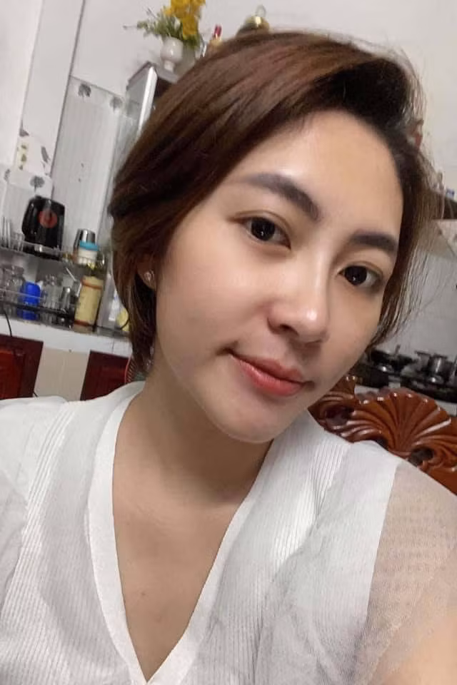 Sau khi lấy chồng, Hoa hậu Đại dương Đặng Thu Thảo ít khi xuất hiện trong các sự kiện showbiz mà dành thời gian chăm lo cho gia đình nhỏ.