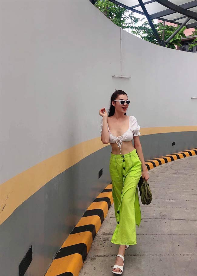 Người đẹp sinh năm 1992 sở hữu chiều cao 1m71, số đo ba vòng 90 - 62 - 91 cm.