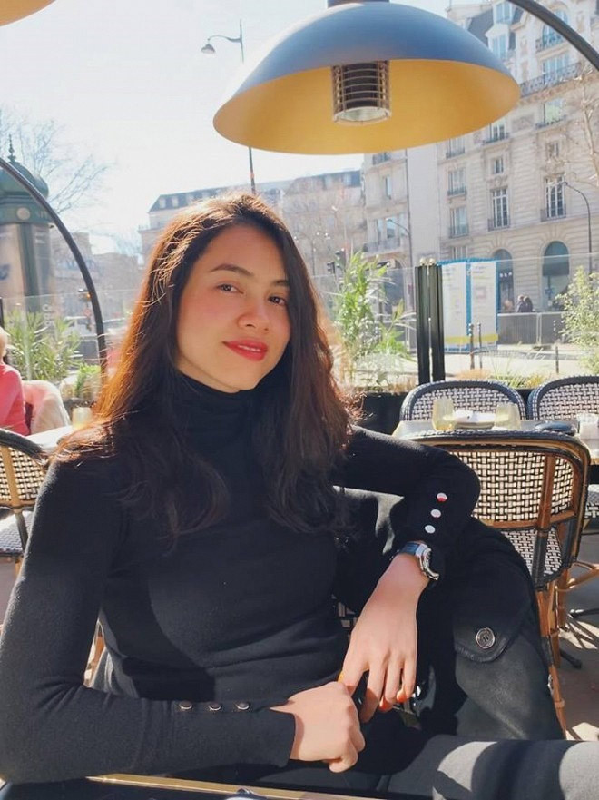 Khi ở Israel, phải đối mặt với nguy hiểm, Hoàng My chia sẻ cô có lo sợ nhưng vẫn quyết định ở lại vì muốn làm xong bộ phim “Giải mã trí tuệ Do Thái”. (Ảnh: Lao động)