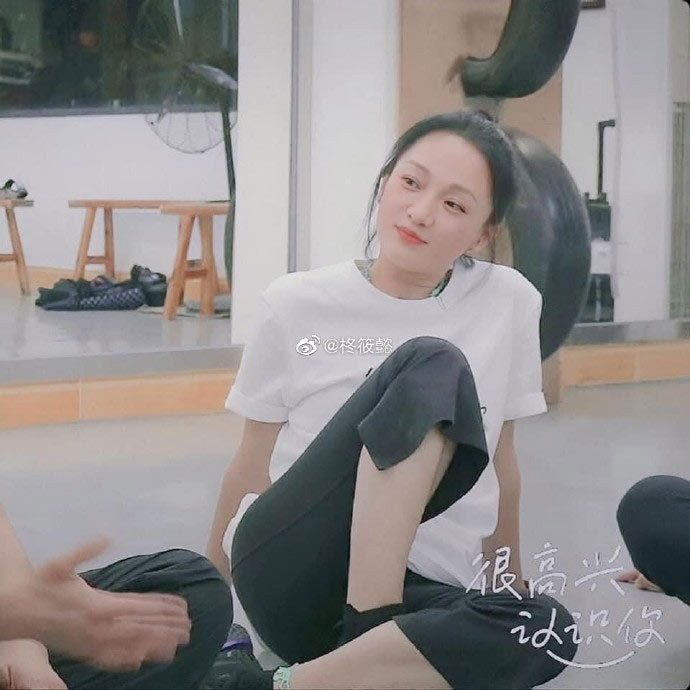 47 tuổi nhưng nhìn ảnh Châu Tấn nhiều người ngỡ cô mới bước vào tuổi 30. Ảnh: weibo)