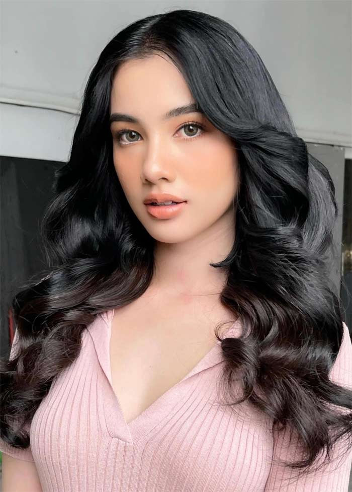 Nhiều người nuối tiếc khi Cẩm Đan chỉ dừng lại ở top 15 của cuộc thi Hoa hậu Việt Nam 2020 bởi cô sở hữu khuôn mặt lẫn thân hình đẹp.