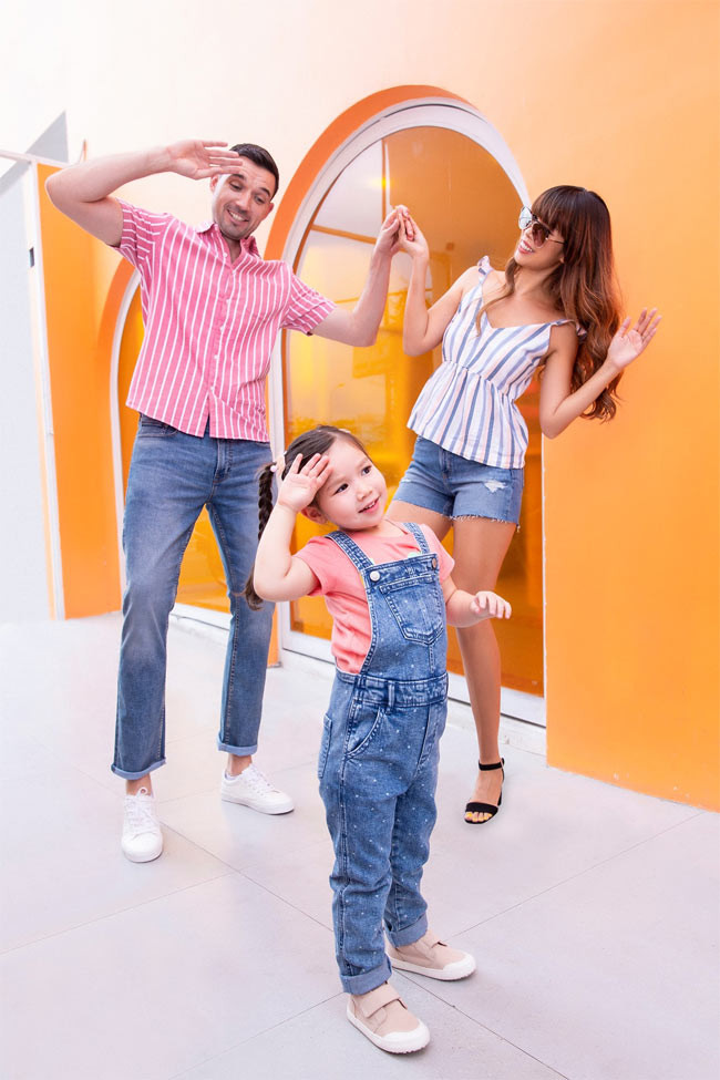 Con gái Hà Anh thừa hưởng vóc dáng của mẹ và khuôn mặt của bố. Từ nhỏ, Myla đã cùng mẹ làm mẫu cho một số thương hiệu thời trang.