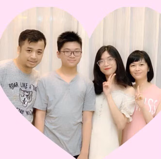 Được biết, vợ chồng nghệ sĩ Tiến Minh có hai người con, một trai một gái.